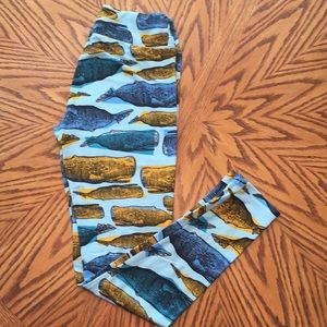 Lularoe whale leggings